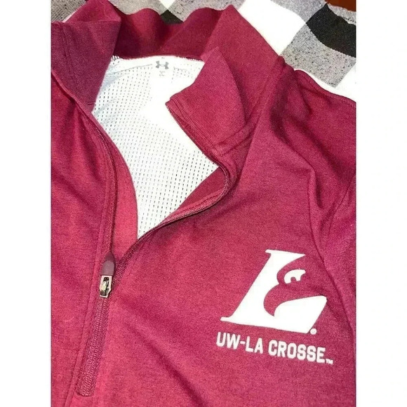 UNDER ARMOUR University of Wisconsin La Crosse shirt - Picture 3 of 4